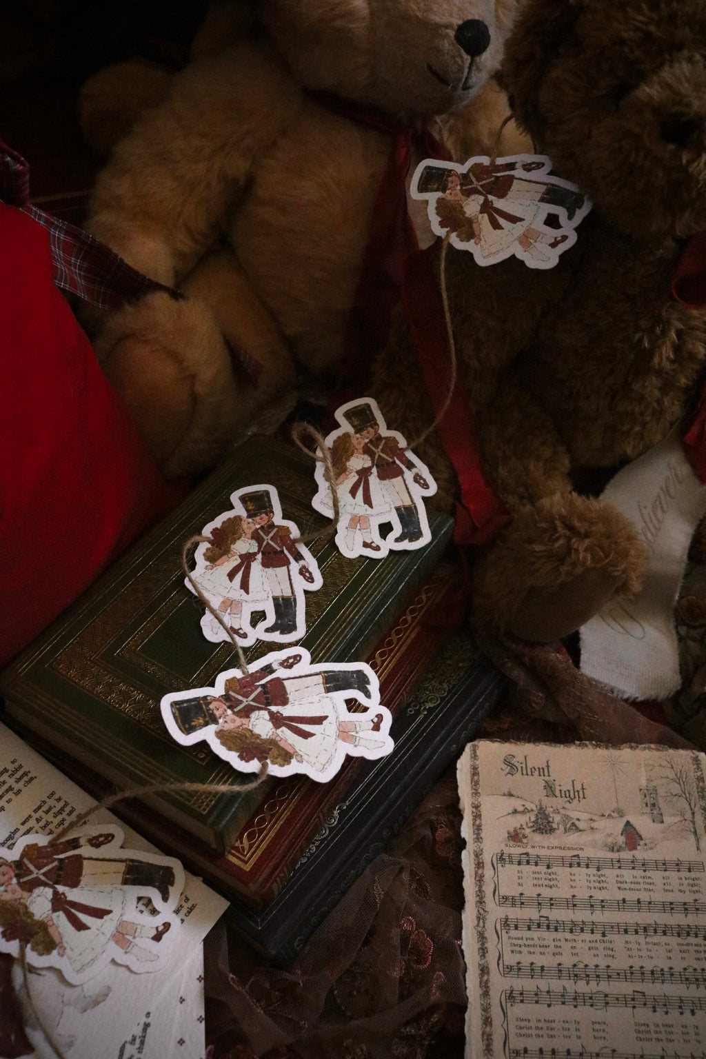 Toy Soldier & Dolly Christmas Garland