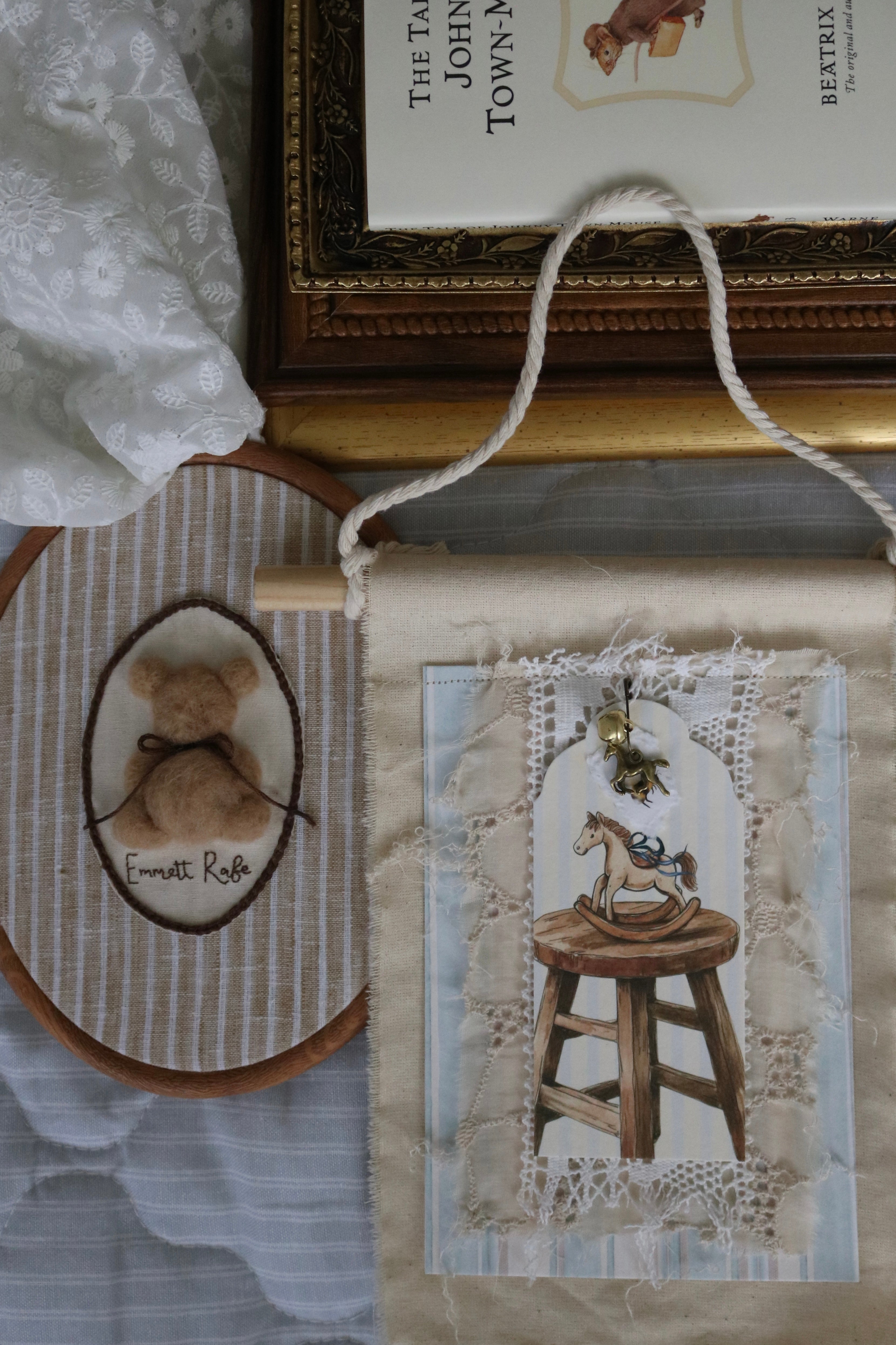 Layered Hanger | Custom Colours, Tags & Themes