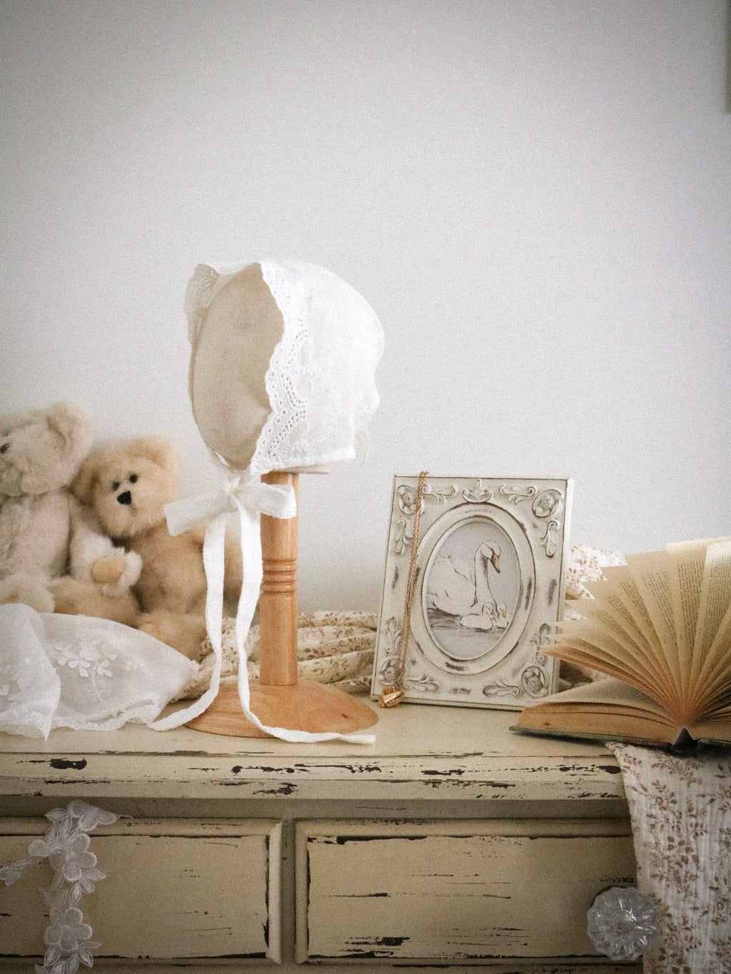 Mother Swan and Her Cygnets | The Storykeeper’s Shelf