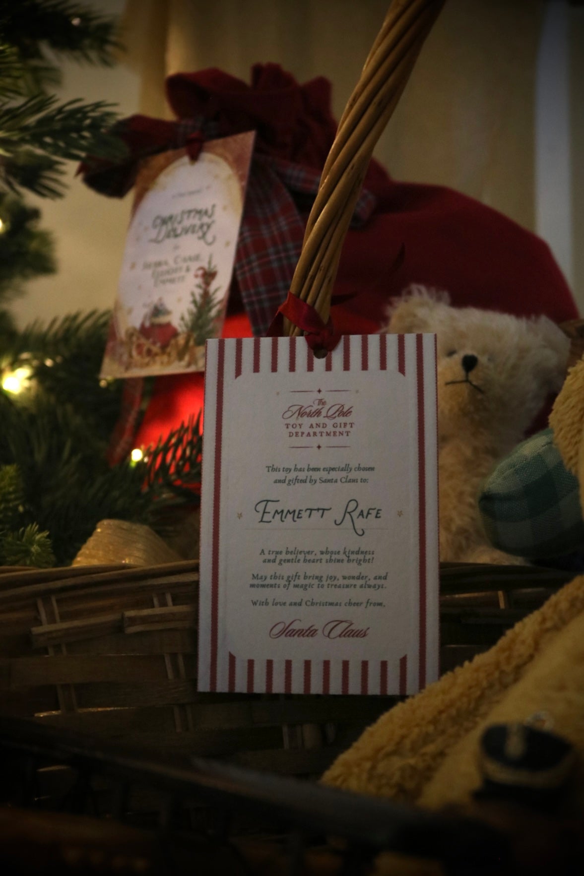 Illustrated Special Gift Tag from Santa