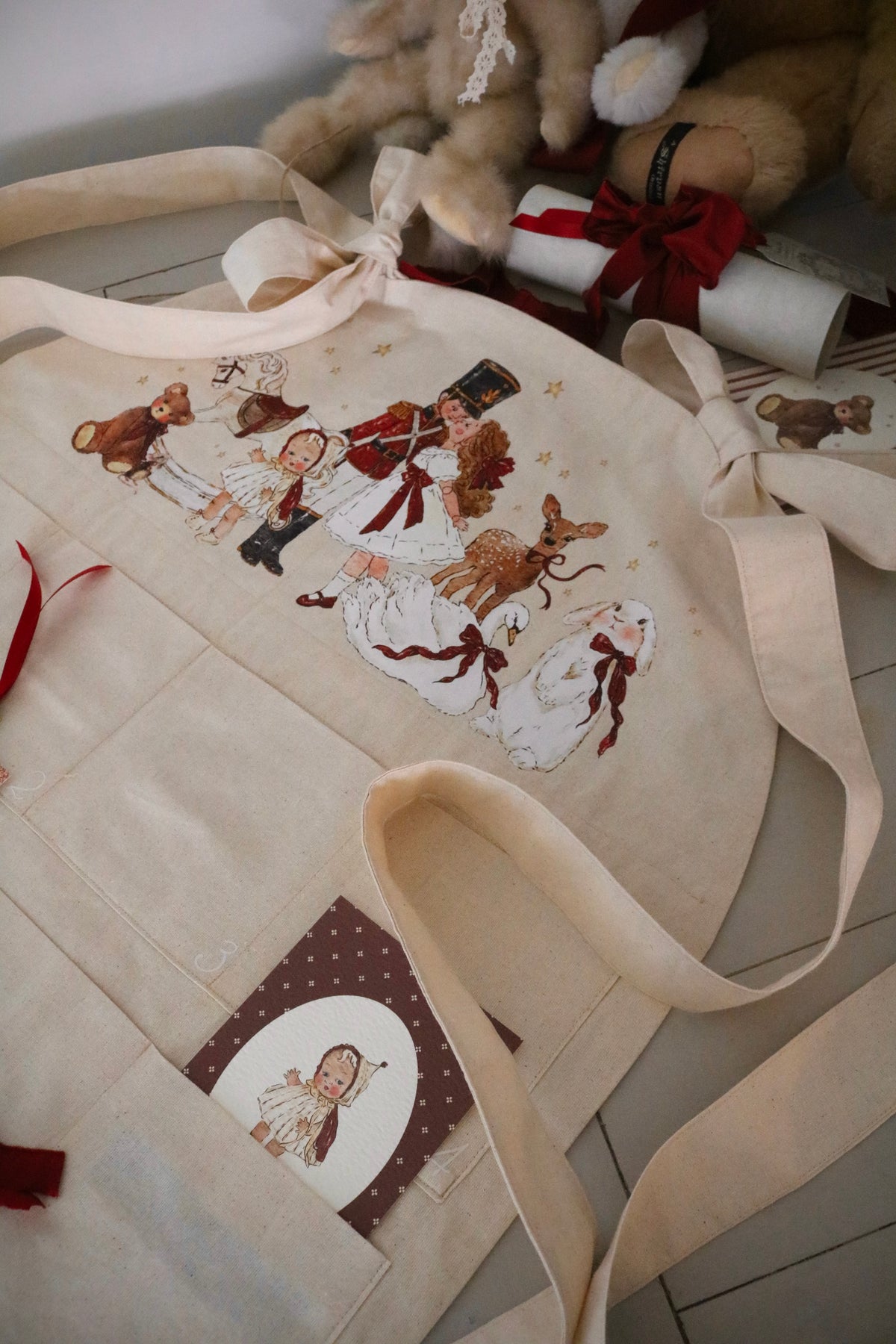 Heirloom Advent Calendar | 12 Large Pockets