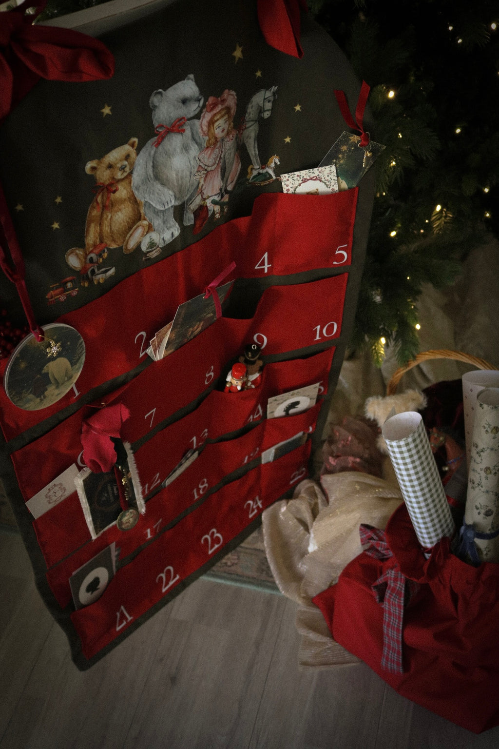 Heirloom Family Advent Calendar